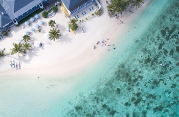 Muri Beach Club