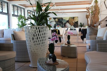 Muri Beach Club