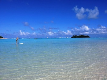 Muri Beach Club