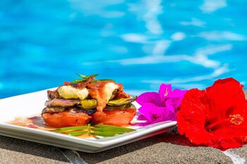 Muri Beach Club