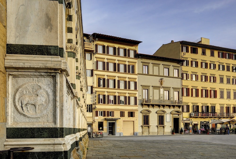 Hotel Rosso 23