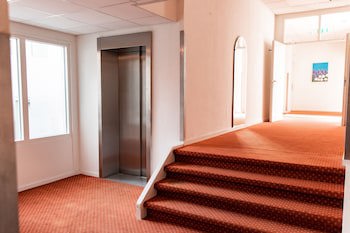 Ambassador City Centre Hotel