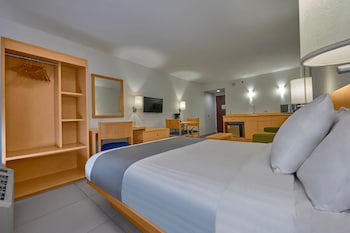 City Express By Marriott Lazaro Cardenas