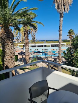 Corali Hotel fotoğrafı