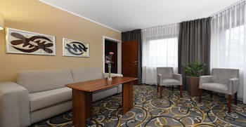 City Hotel