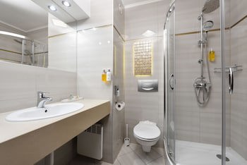 City Hotel