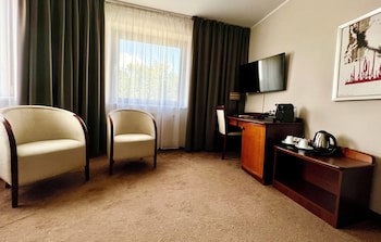 City Hotel