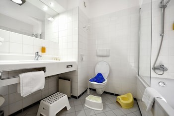 City Hotel