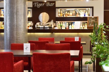 City Hotel