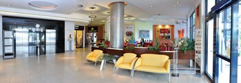 City Hotel