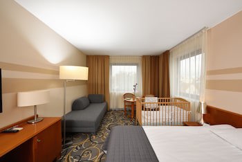 City Hotel
