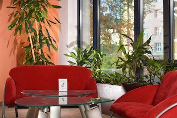 City Hotel