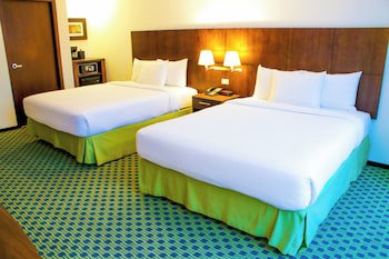 Courtyard By Marriott Guayaquil