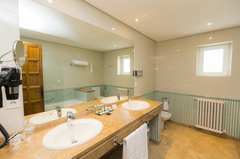 Parador De Ribadeo Lugo