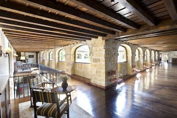 Parador De Cangas De Onis