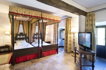 Parador De Cangas De Onis