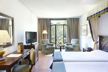Parador De Cangas De Onis