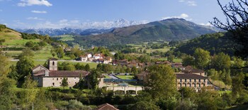 Parador De Cangas De Onis
