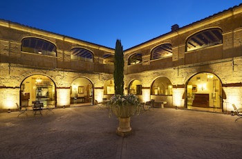 Parador De Cangas De Onis