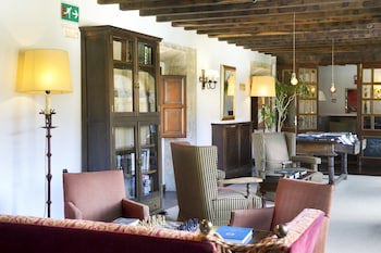 Parador De Cangas De Onis