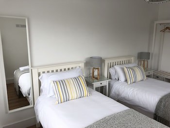 Eyre Square Townhouse