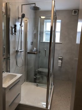 Eyre Square Townhouse