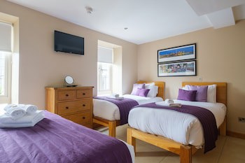 Eyre Square Townhouse