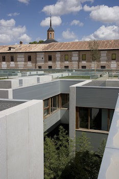 Parador De Alcala