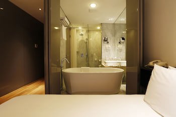 Grand Mercure Ambassador Changwon