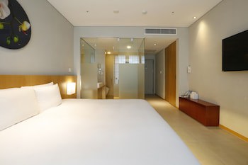 Grand Mercure Ambassador Changwon