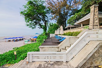 Baan Bayan Beach Hotel