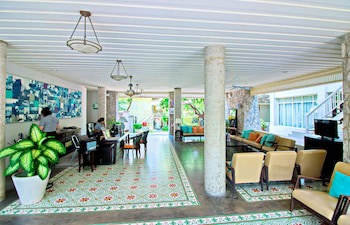 Baan Bayan Beach Hotel