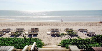 Baan Bayan Beach Hotel