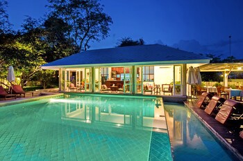 Baan Bayan Beach Hotel