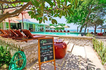 Baan Bayan Beach Hotel