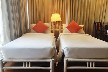 Baan Bayan Beach Hotel