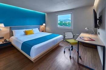 City Express Suites By Marriott Toluca