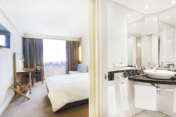 Rh Hotel Pretoria