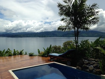 Naveria Heights Lodge