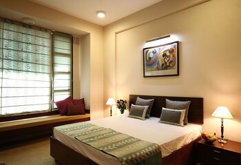 Ahuja Residency Parklane