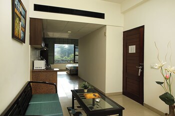 Ahuja Residency Parklane