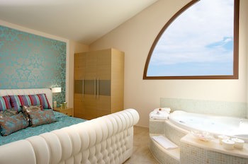Alexandra Golden Boutique Hotel - Adults Only fotoğrafı