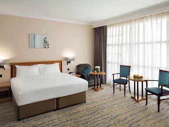 Anwar Al Madinah Movenpick Hotel