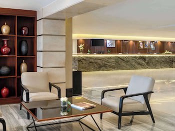 Anwar Al Madinah Movenpick Hotel