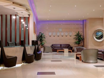 Anwar Al Madinah Movenpick Hotel