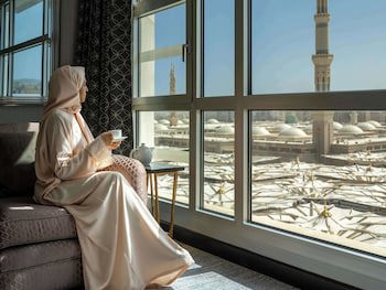 Anwar Al Madinah Movenpick Hotel