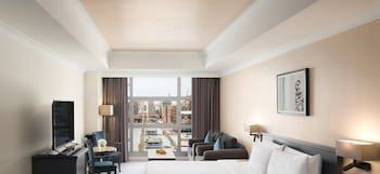 Anwar Al Madinah Movenpick Hotel