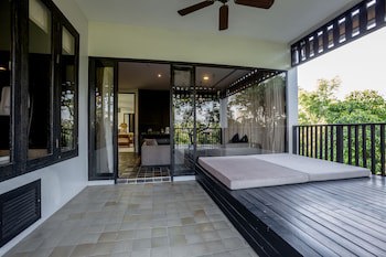 Aruntara Riverside Boutique Hotel