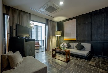 Aruntara Riverside Boutique Hotel