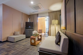 Aruntara Riverside Boutique Hotel